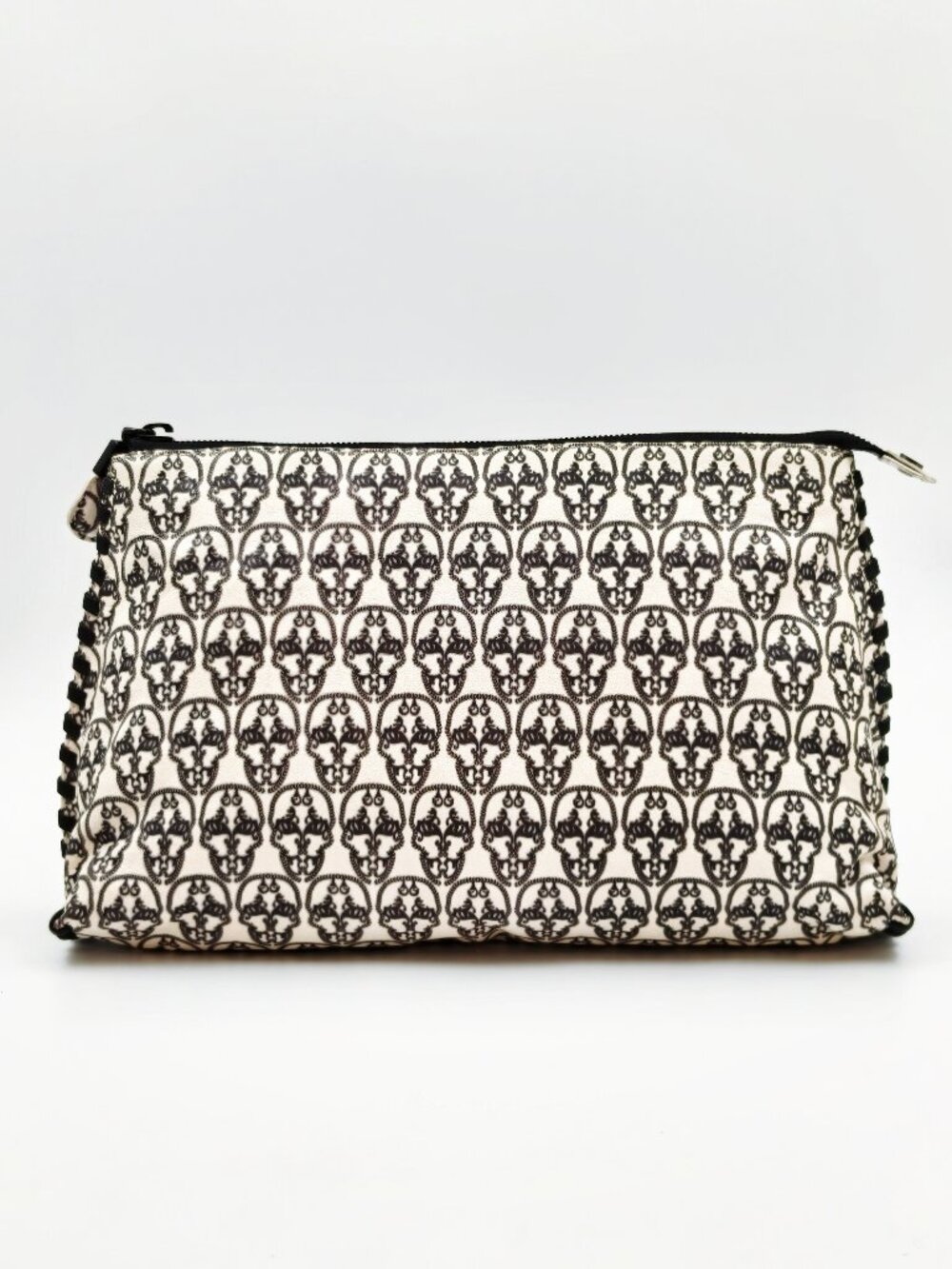 Thomas Wylde Skull Print Clutch Bag Like New Condition Black Ivory Designer Zip